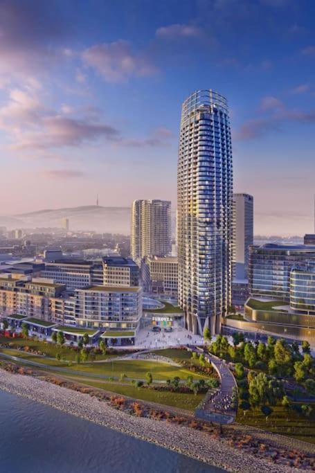 Апартаменты The First Skyscraper In Slovakia Братислава Экстерьер фото